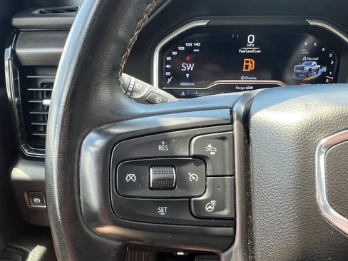 Used 2024 GMC Sierra 2500 AT4 w/ AT4 Premium Plus Package AWD/4WD image 29