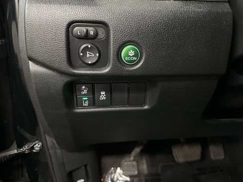 Used 2022 Honda Pilot Sport image 35