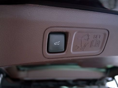 Used 2019 Lincoln Navigator L Black Label AWD/4WD image 11