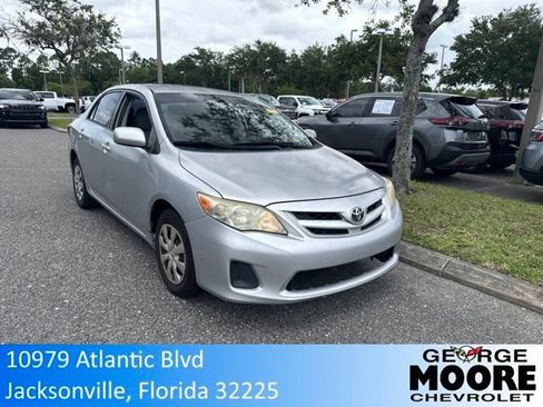 Used 2011 Toyota Corolla LE FWD image 1