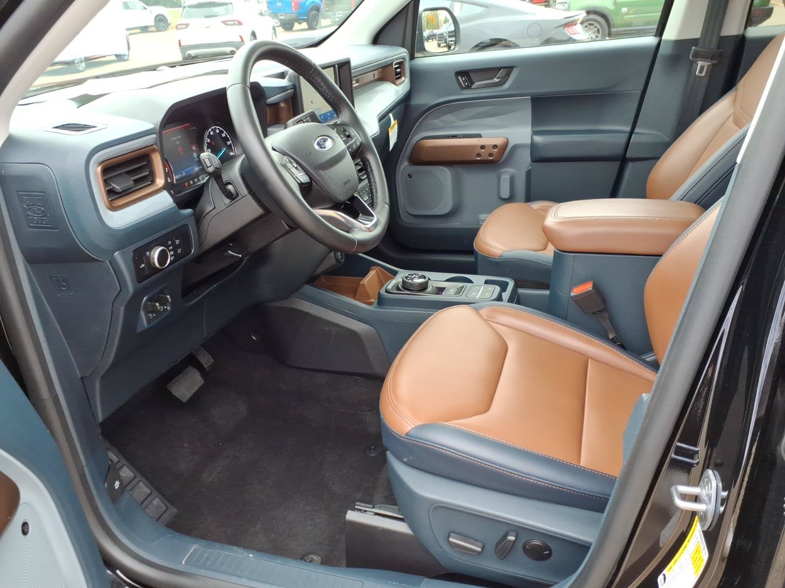 Used 2024 Ford Maverick Lariat w/ 4K Tow Package AWD/4WD image 10