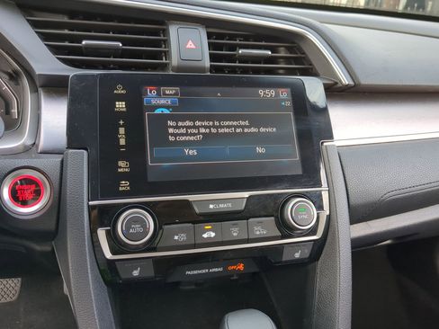 Used 2018 Honda Civic Touring image 24