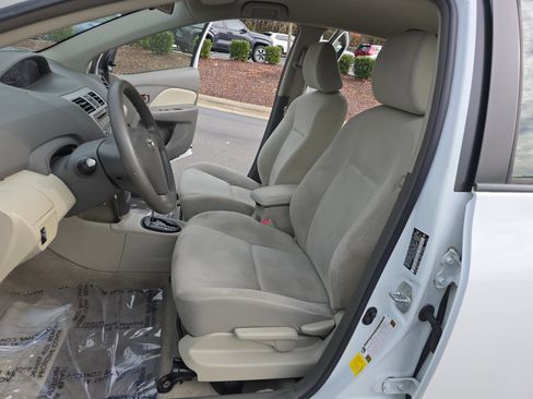 Used 2012 Toyota Yaris Sedan image 14