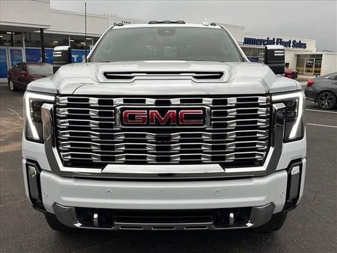 New 2026 GMC Sierra 2500 Denali w/ Denali Reserve Package image 4