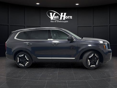 Used 2025 Kia Telluride S AWD/4WD image 8
