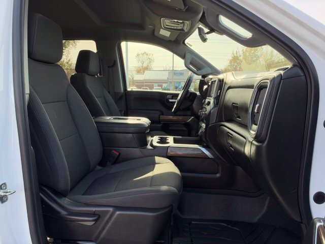 Used 2022 Chevrolet Silverado 1500 RST w/ Redline Edition AWD/4WD image 7