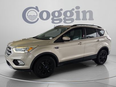 Used 2017 Ford Escape SE w/ Equipment Group 201A
