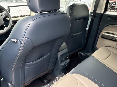 New 2026 Ford Maverick Lariat AWD/4WD image 17