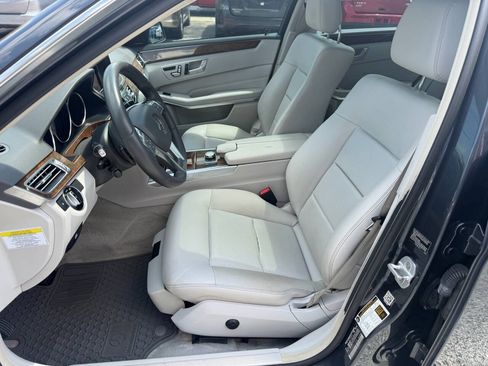 Used 2014 Mercedes-Benz E 350 Sedan image 5