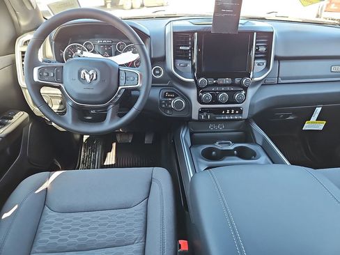 New 2026 RAM 1500 Big Horn AWD/4WD image 12