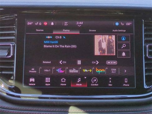 Used 2022 Dodge Durango R/T w/ Blacktop Package image 18