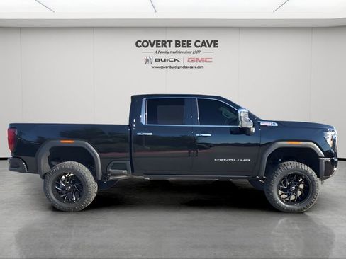 New 2025 GMC Sierra 2500 Denali w/ Denali Reserve Package image 11