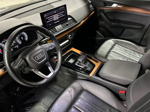 Used 2023 Audi Q5 2.0T Premium Plus w/ Premium Plus Package AWD/4WD image 9