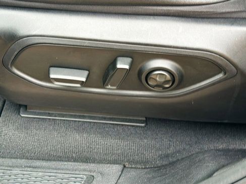 Used 2024 Jeep Grand Cherokee Altitude image 25