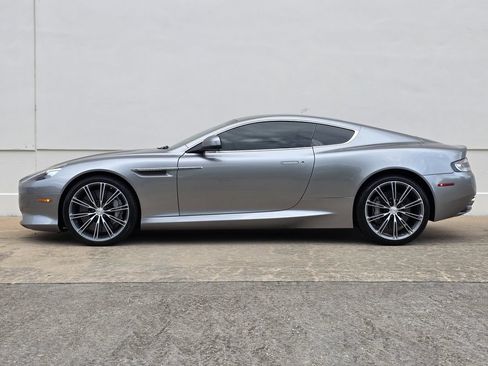 Used 2012 Aston Martin Virage Coupe RWD image 2