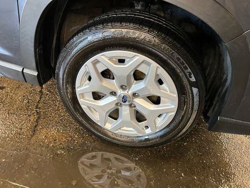 Used 2020 Subaru Forester w/ Alloy Wheel Package image 29