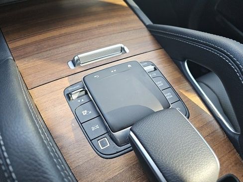 Certified 2025 Mercedes-Benz GLE 350 4MATIC image 25