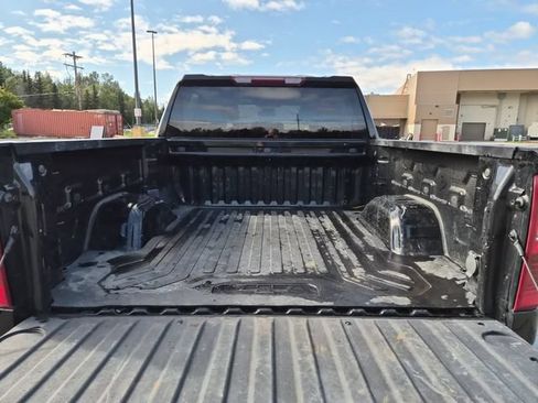 Used 2023 Chevrolet Silverado 1500 LT AWD/4WD image 23