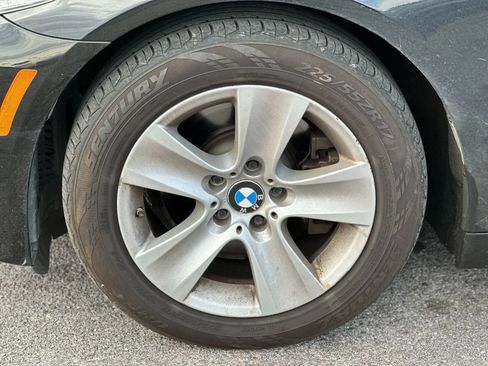 Used 2012 BMW 528i Sedan image 26