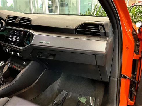 Used 2022 Audi Q3 2.0T Premium image 18