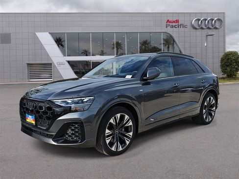 New 2026 Audi Q8 Prestige image 1