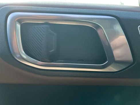 Used 2023 Ford Bronco Outer Banks image 10