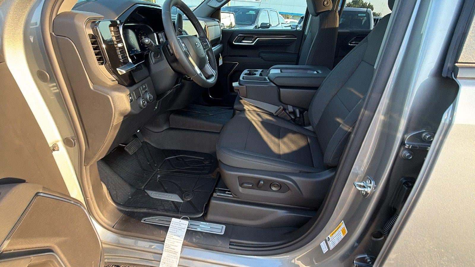 New 2026 Chevrolet Silverado 1500 RST w/ RST Select Package RWD image 16