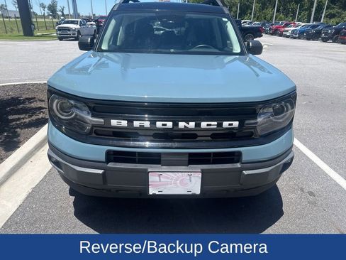 Used 2022 Ford Bronco Sport Outer Banks w/ Tech Package AWD/4WD image 2