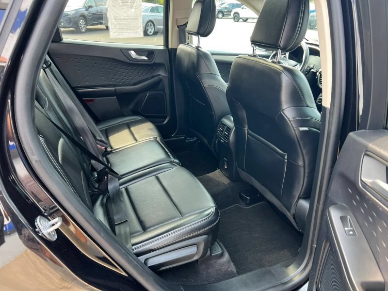 Used 2020 Ford Escape SEL AWD/4WD image 9