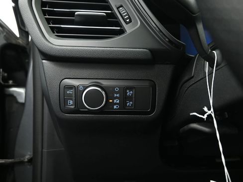 Used 2025 Ford Escape ST-Line w/ Equipment Group 301A image 11