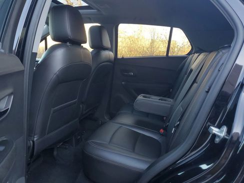 Used 2020 Chevrolet Trax Premier image 26