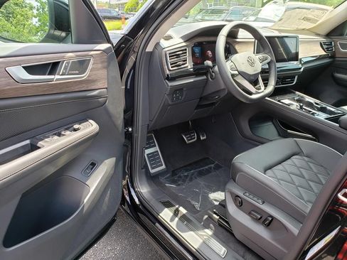 New 2026 Volkswagen Atlas SEL Premium R-Line AWD/4WD image 6