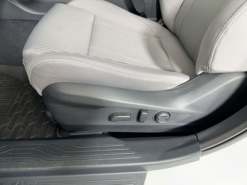 Used 2025 Subaru Legacy Premium image 12