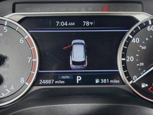 Used 2023 Nissan Rogue SV AWD/4WD image 18