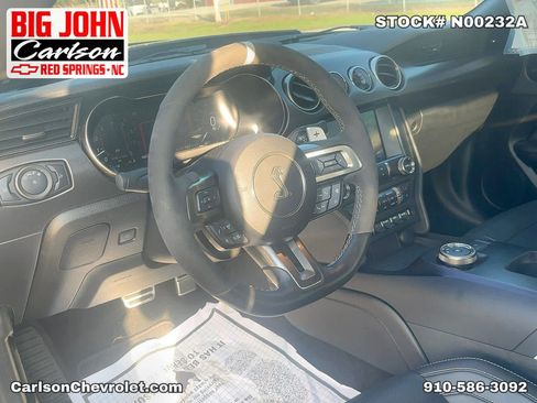 Used 2022 Ford Mustang Shelby GT500 w/ Technology Package RWD image 14
