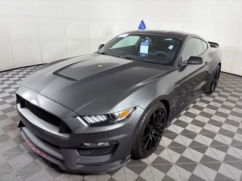 Certified 2017 Ford Mustang Shelby GT350 image 3
