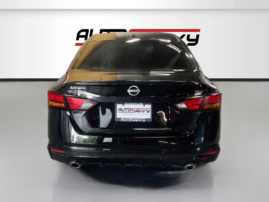 Used 2025 Nissan Altima 2.5 SR FWD image 6