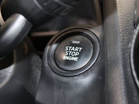 Used 2019 Toyota Yaris LE FWD image 30