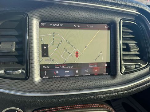 Used 2018 Dodge Challenger R/T Scat Pack w/ Leather Interior Group image 13