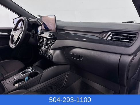 Used 2023 Ford Escape ST-Line Select AWD/4WD image 29
