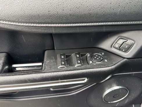 Used 2020 Ford Expedition XLT w/ Equipment Group 202A image 10