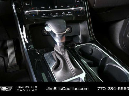 Used 2022 Kia Carnival SX Prestige image 18