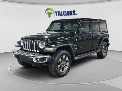 Used 2018 Jeep Wrangler Unlimited Sahara w/ Dual Top Group AWD/4WD image 1