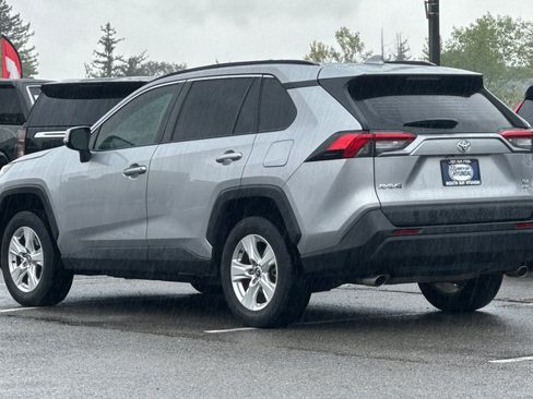 Used 2021 Toyota RAV4 XLE w/ Convenience Package AWD/4WD image 6