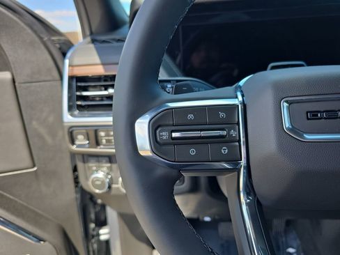 New 2026 GMC Yukon XL Denali w/ Denali Reserve Package image 19