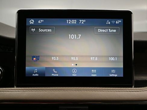 Used 2021 Lincoln Corsair Reserve AWD/4WD image 27