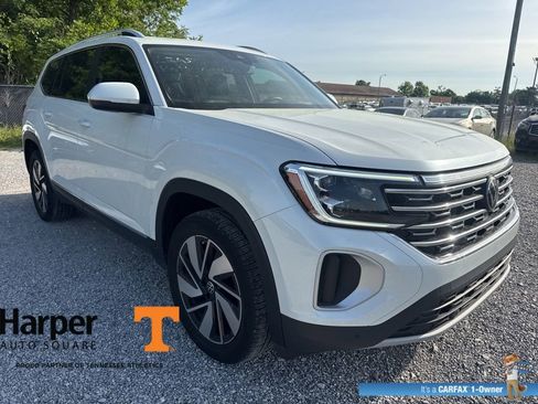 Used 2024 Volkswagen Atlas SEL AWD/4WD image 7