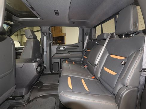 Certified 2024 GMC Sierra 1500 AT4 w/ Technology Package image 25