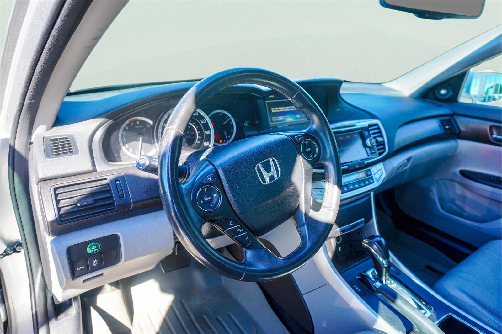 Used 2015 Honda Accord EX-L image 20