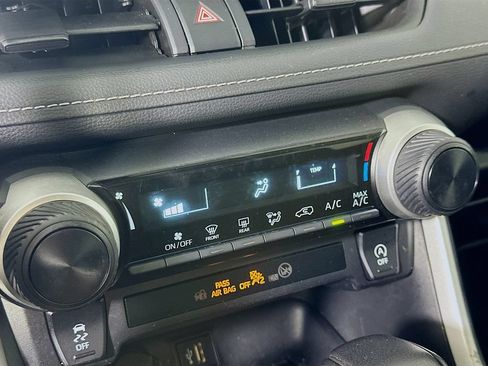 Used 2024 Toyota RAV4 LE FWD image 25